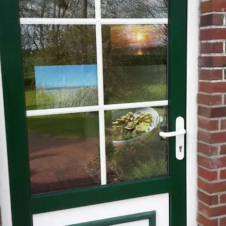 Ferienwohnung Am Deich In *